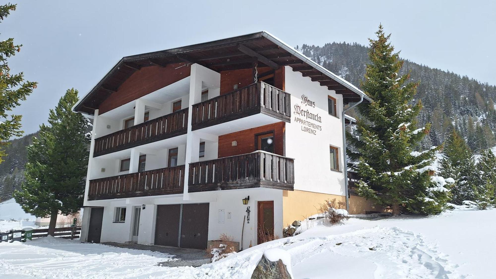 Verstancla Apartment Galtuer
